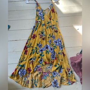 adorable yellow sundress